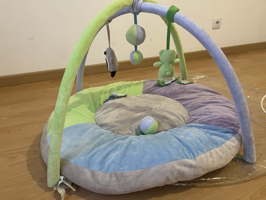 Tapete de actividades para bebes