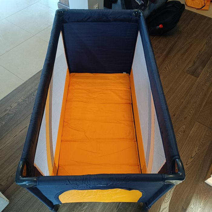 Łóżeczko turystyczne