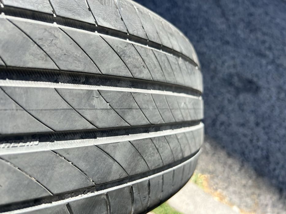 215/65/17 Michelin 2 pneus