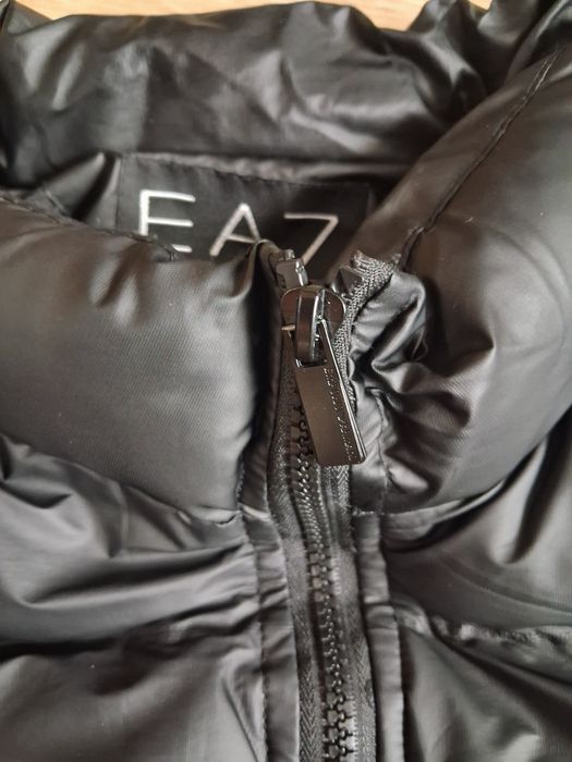 Пуховик EA7 Emporio Armani мужской чёрный
