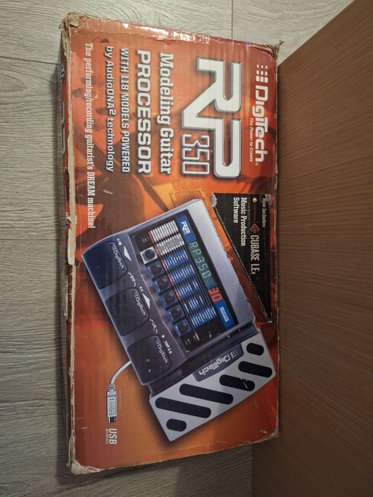 Pedalboard digitech RP350