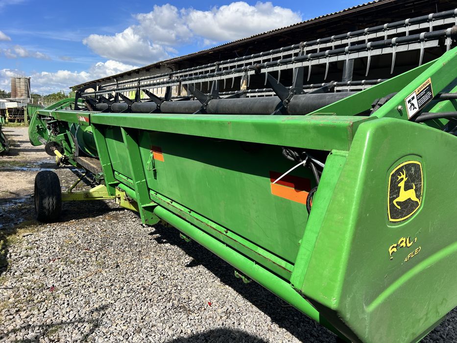 Жатка Флекс JOHN DEERE 630 flex на сою гідрофлекс