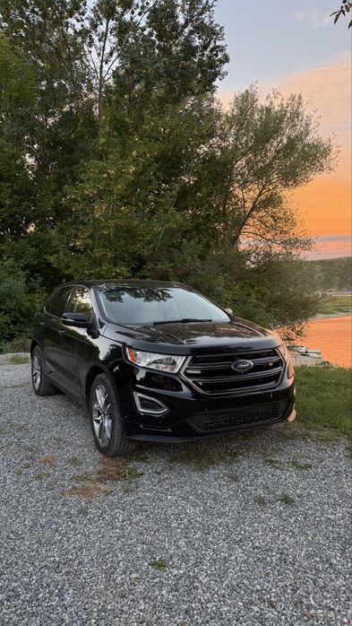 Продаю Ford Edge Titanium