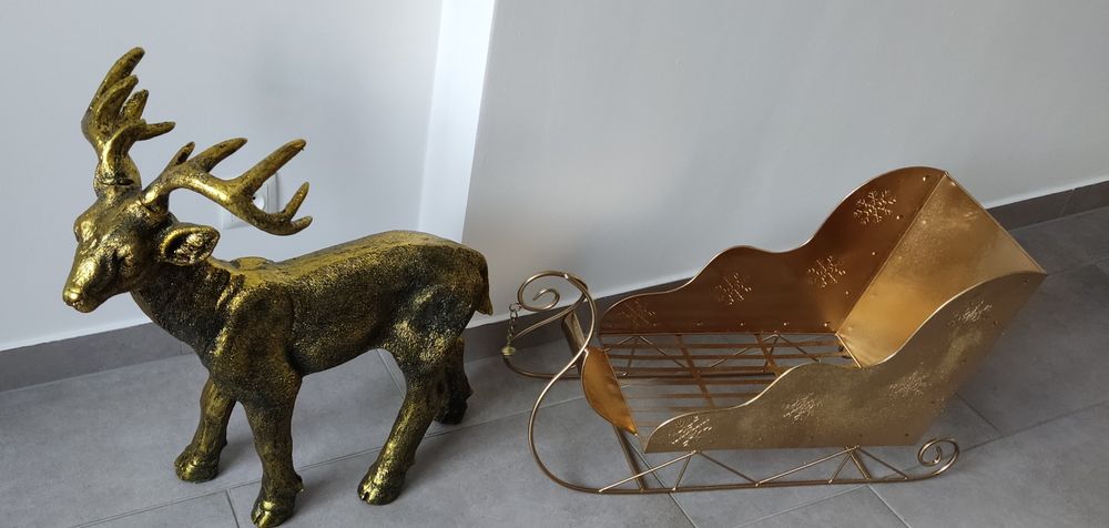 Jelonki Świąteczne dekoracje pod choinke