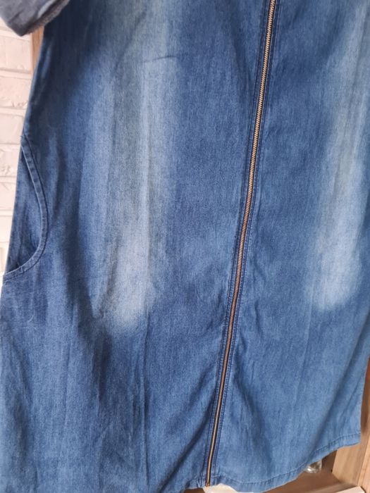 Sukienka w kolorze jeans