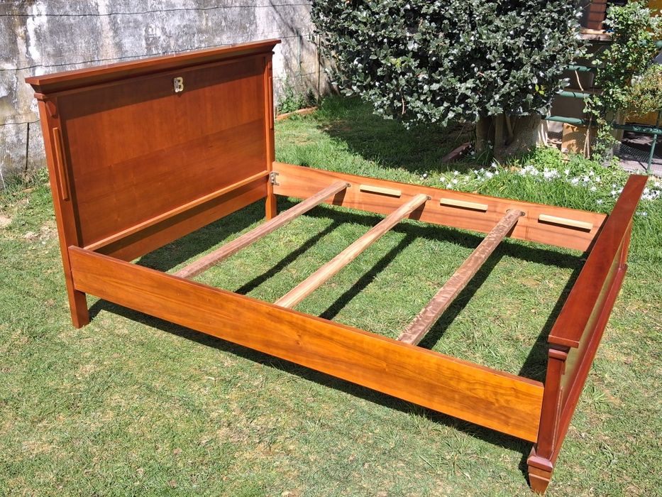 Cama casal em cerejeira - ultimo preco!