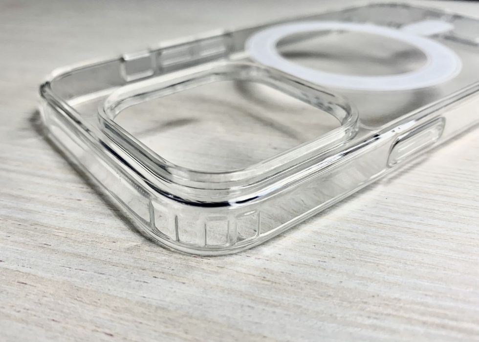 Чехол Magsafe на iPhone 15 16 17 Pro Max прозрачный магнитный магсейв