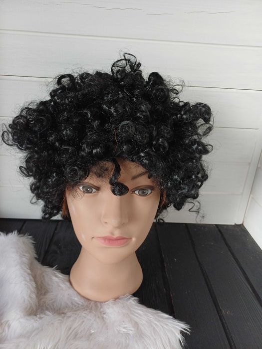 Чорна коротка афро кучерява перука парик