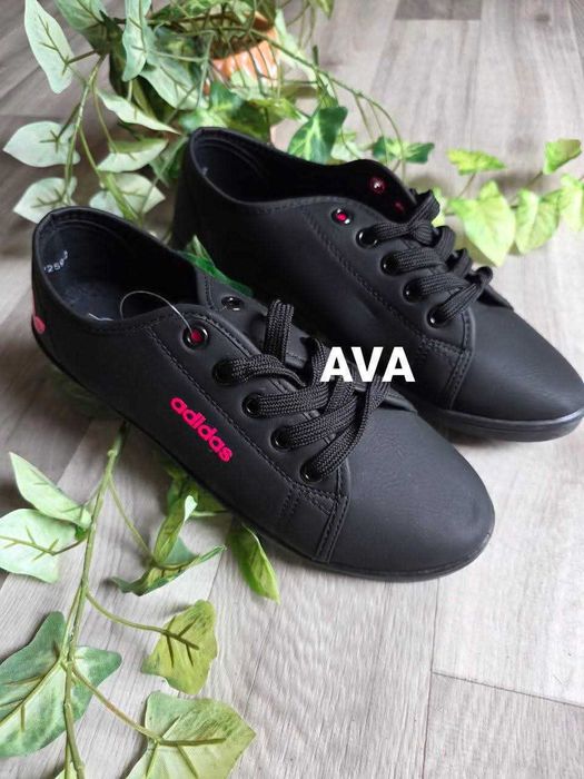 Czarne trampki damskie