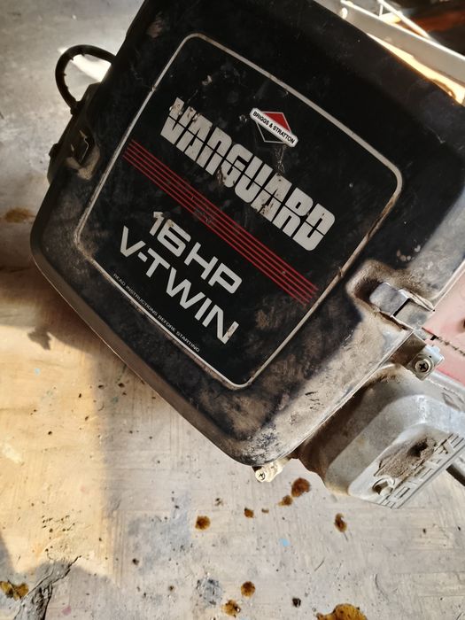 Części silnika Briggs Vanguard 16hp