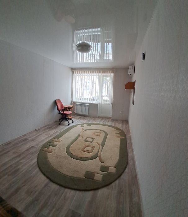 Продам двух комнатную кв. в  Гвардейском.