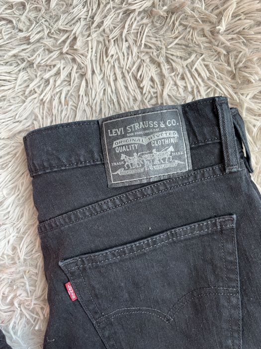 Czarne jeansy Levi's 511 Slim Fit / W32 L32