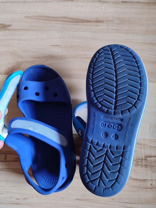 Crocsy-sandałki letnie lub na plażę