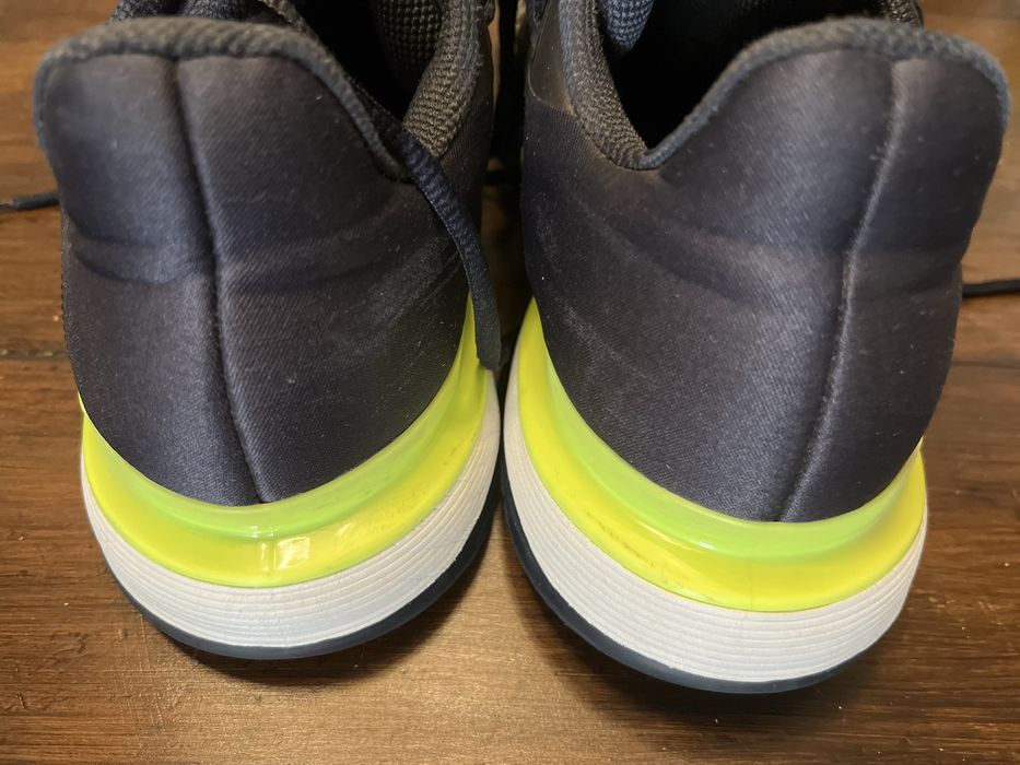 Tenis de padel adidas tamanho 44