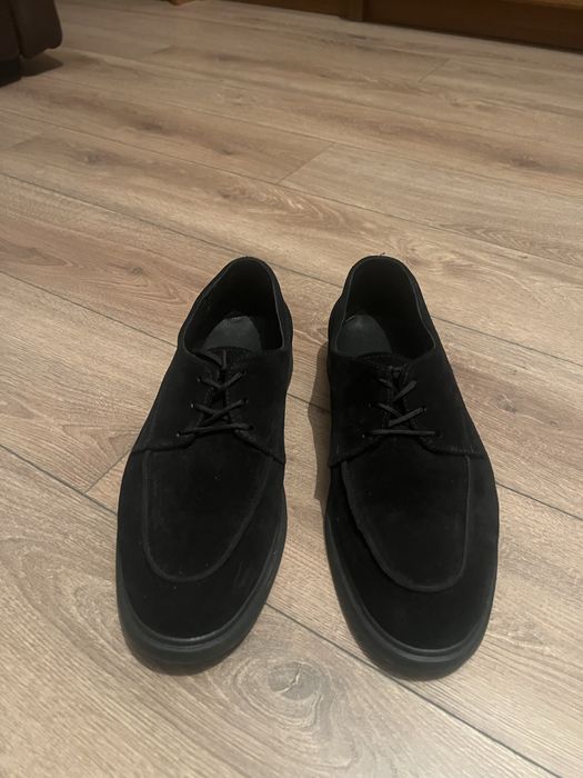 Продам замшеві туфлі