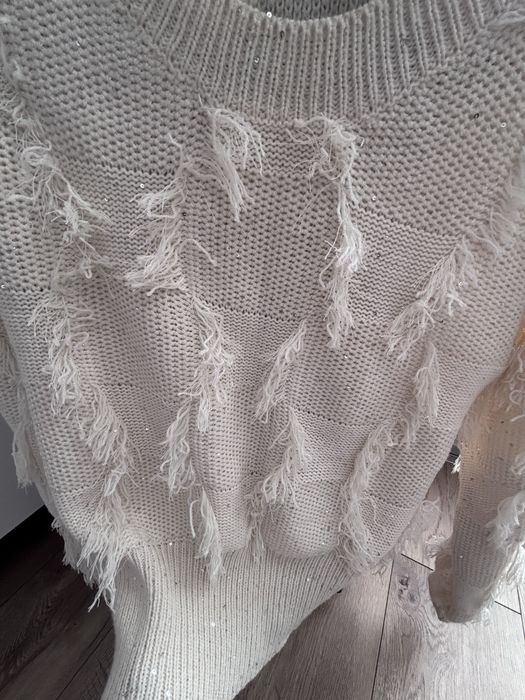 Sweterek rozmiar S