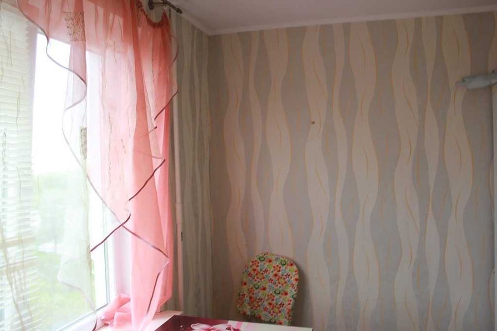 Продам 2-кімнатну квартиру 54 м² | 7 поверх | пластикові вікна (від власника)