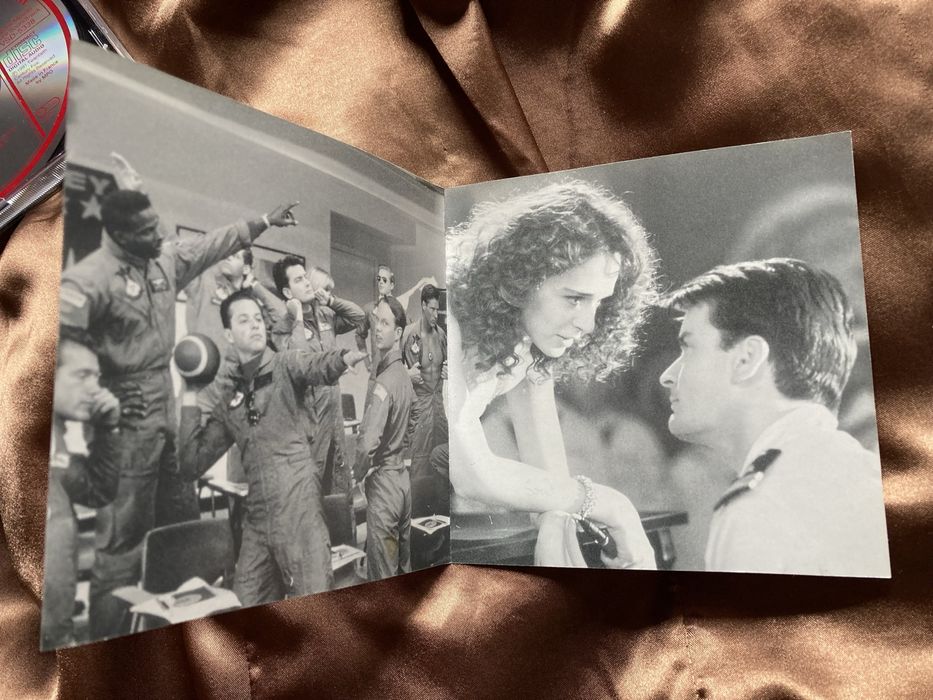 Sylvester Levay- Hot Shots (soundtrack, score)