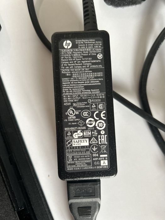 Ноутбук HP 255 робочий