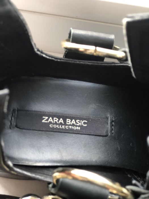 Шкіряні черевики  Zara.