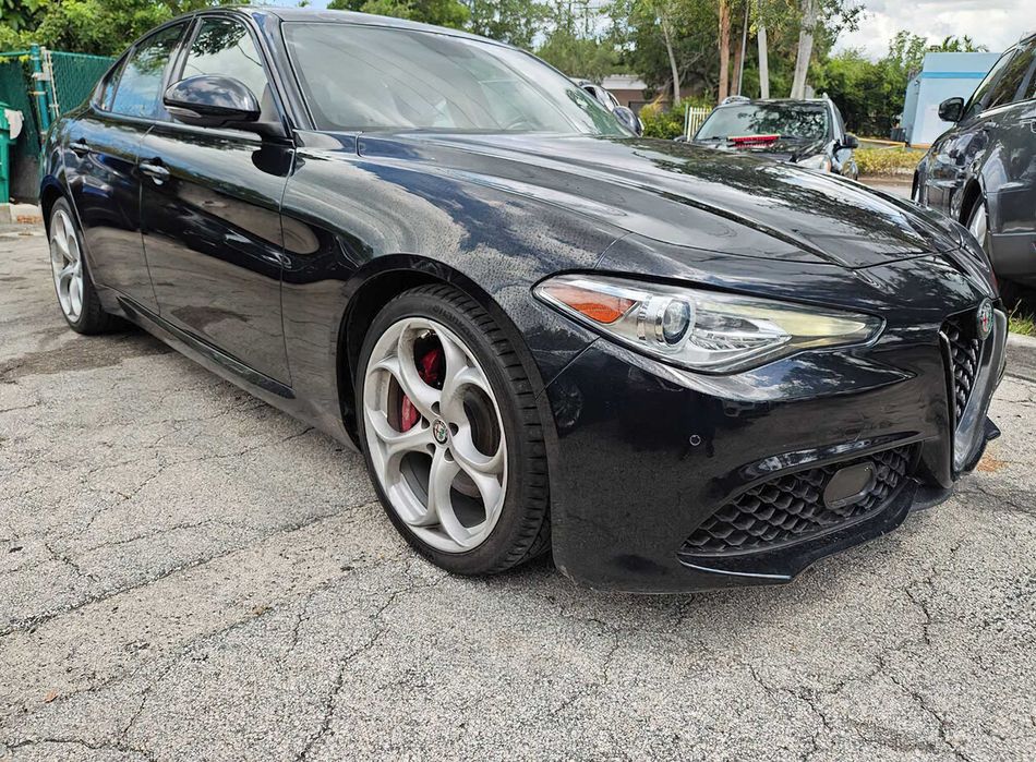 Alfa Romeo Giulia      2020