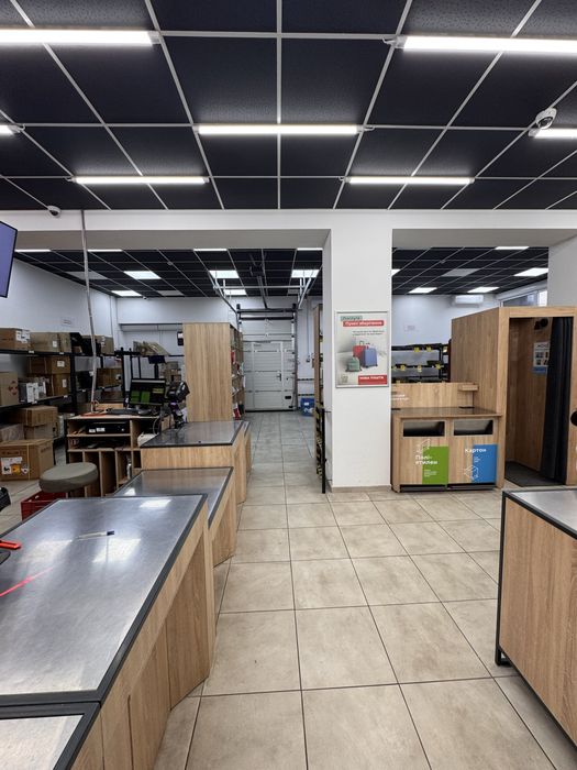 Комерційне приміщення в центрі міста