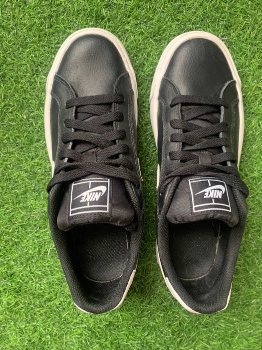 Nike Court Royale Black White