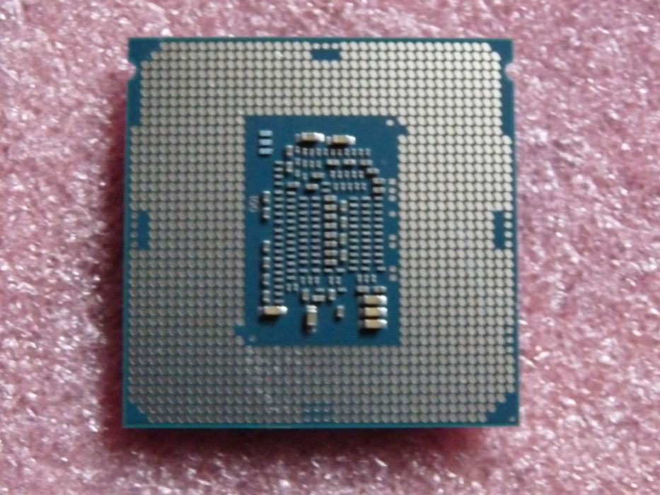 Intel Xeon E3-1220 V5,  сокет 1151