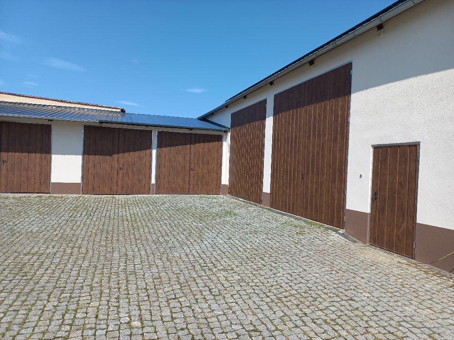 Brama garażowa dwuskrzydłowa PRODUCENT  bramy na wymiar