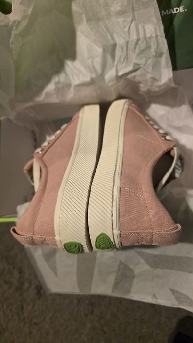 Ténis Cariuma Oca Rosa