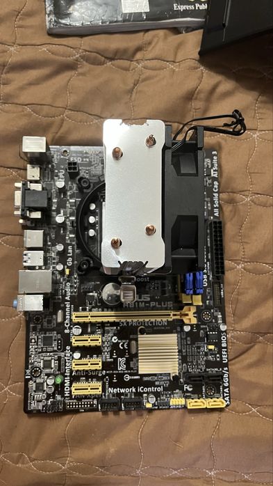 Продам комплект материнська плата та процесор i5 4590 8 gb hyper x