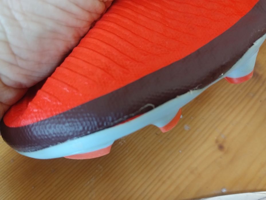 buty piłkarskie korki 43 Nike HQ2278-400