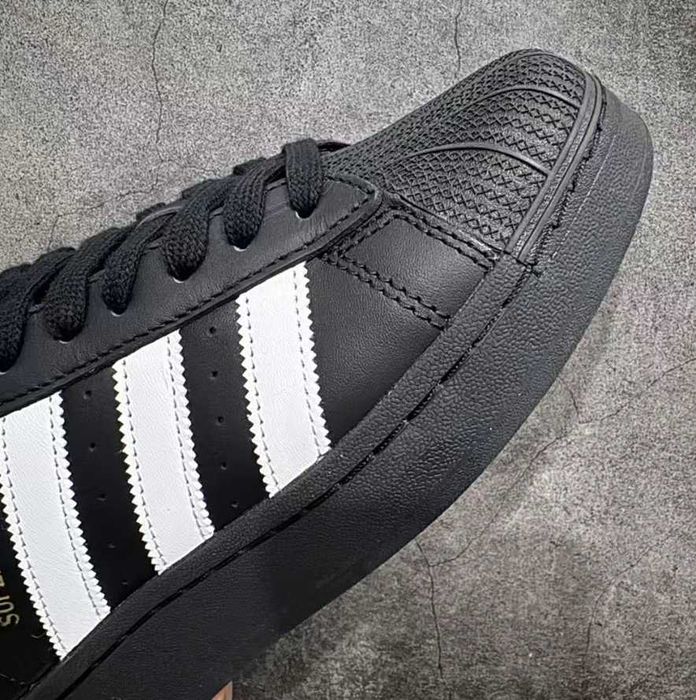 adidas Superstar II R.36