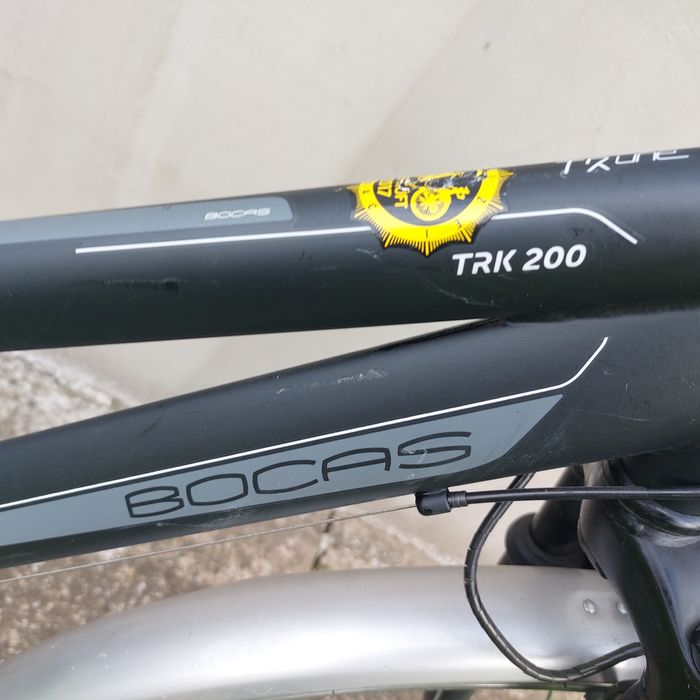 Велосипед  жіночий. Колеса 26" все працює.