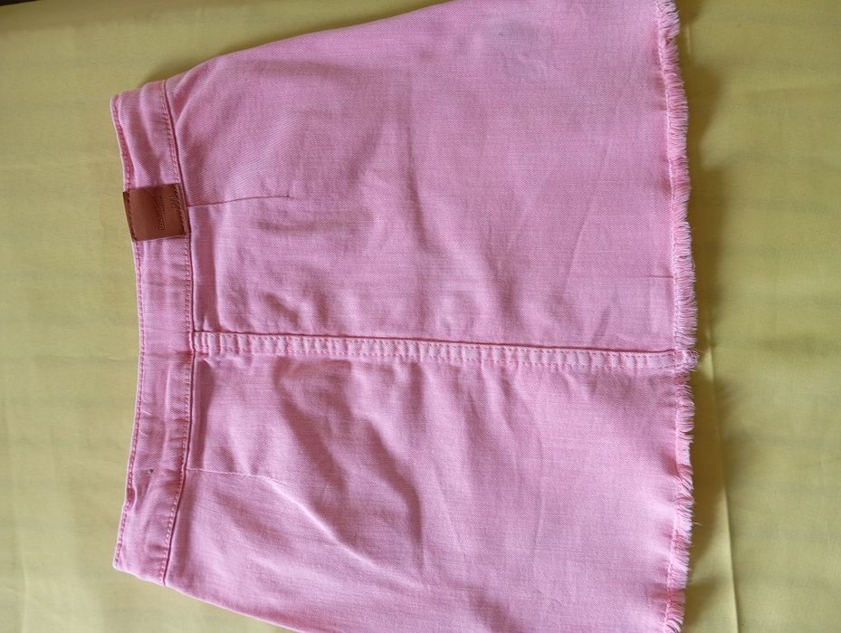 Saia rosa 9/10 anos Zara