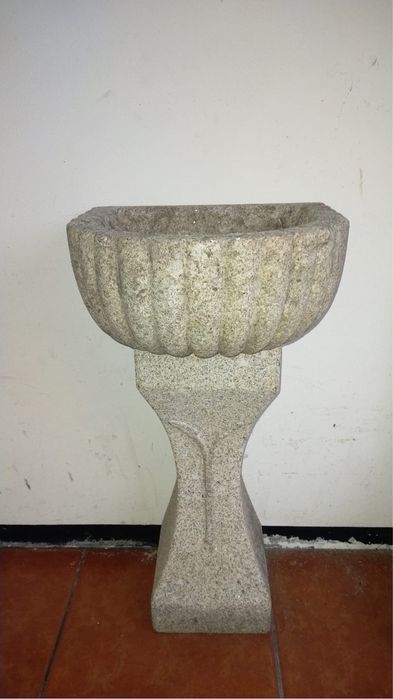 Fonte de pedra antiguidade