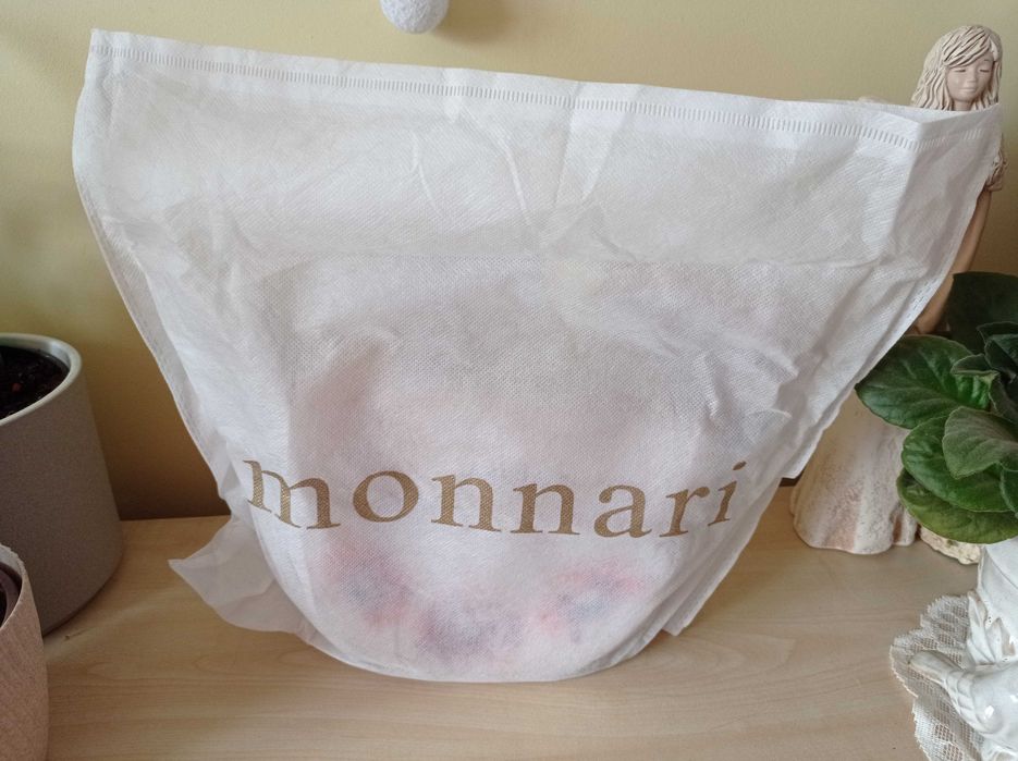 Nowa torebka listonoszka beżowa w kwiaty Monnari