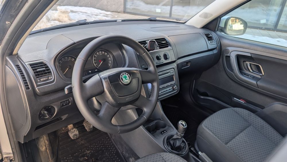 Skoda Fabia 1.6 Дизель  2011 Універсал
