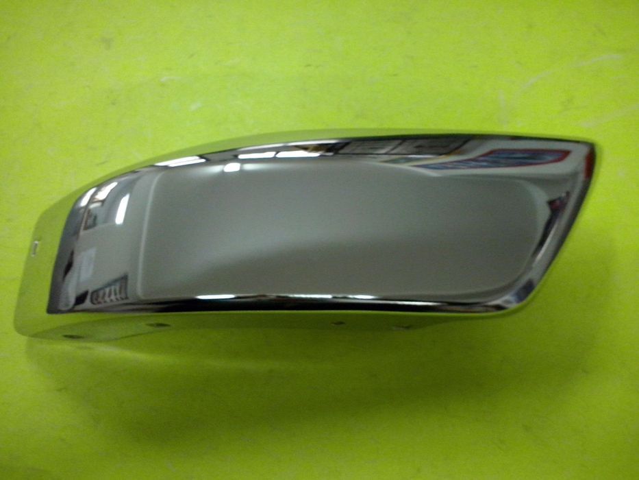 Front Bumper Corner / Chrome Corners for Nissan Navara D22 (NEW)