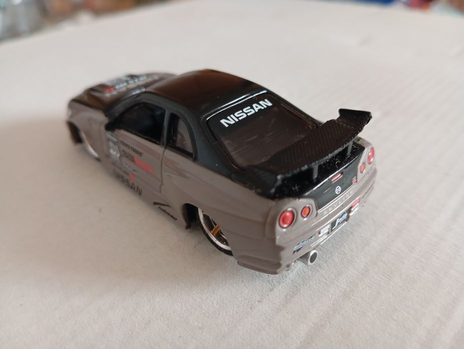 Unikat Nissan Skyline GT-R R34 2002 - Jada toys 1/64