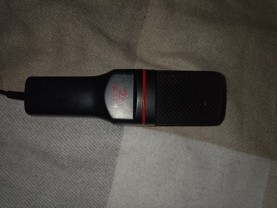 Мікрофон redragon Model GM100 — якісний звук, без коробки