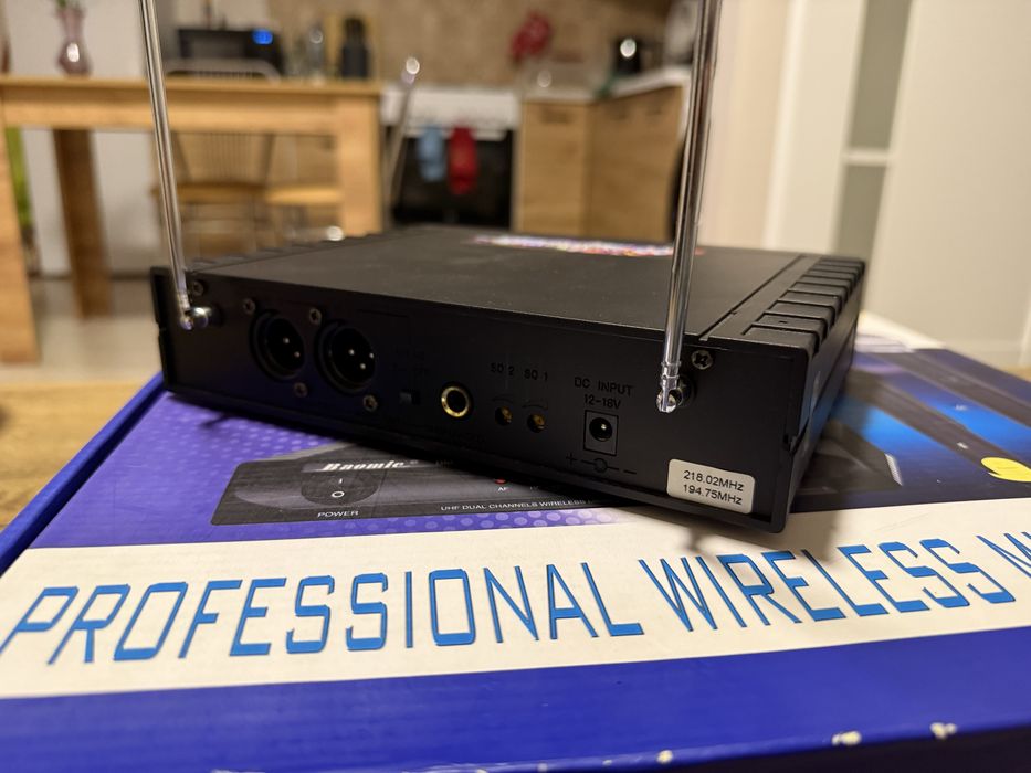 2 mikrofony bezprzewodowe Baomic BM-223 sprawne