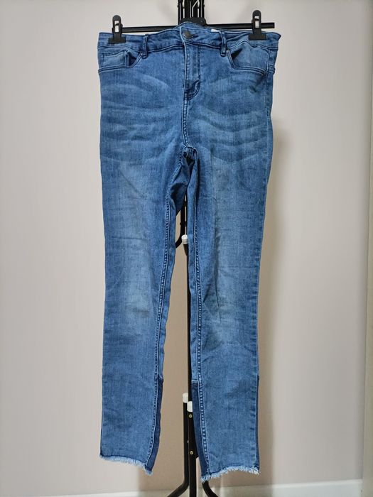Spodnie damskie jeansowe Esmara r. 42