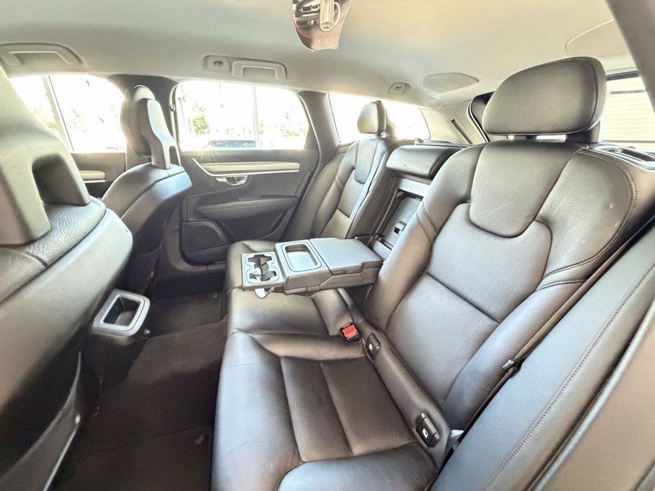 Продам Volvo v90