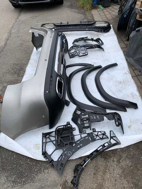 MERCEDES GLS W167 Zderzak Tył Ładny