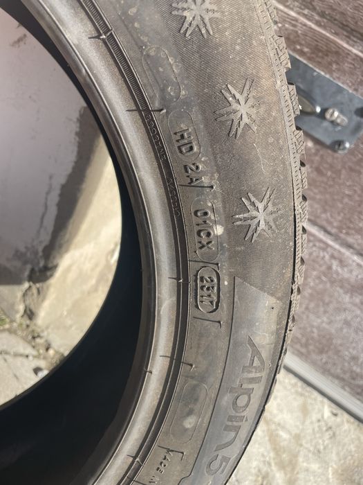 Шини Michelin  Alpin5 95H 205/55 r17