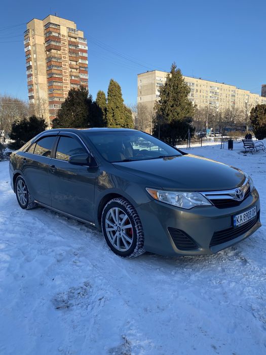 Продам  Camry 50