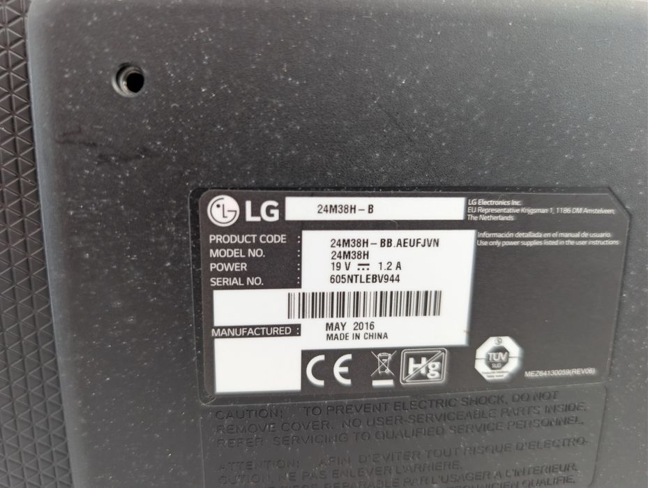 Monitor LG 24" modelo 24M38H-B, é um ecrã de 24"
