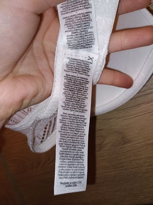 Nowy biały biustonosz plunge boho 75D