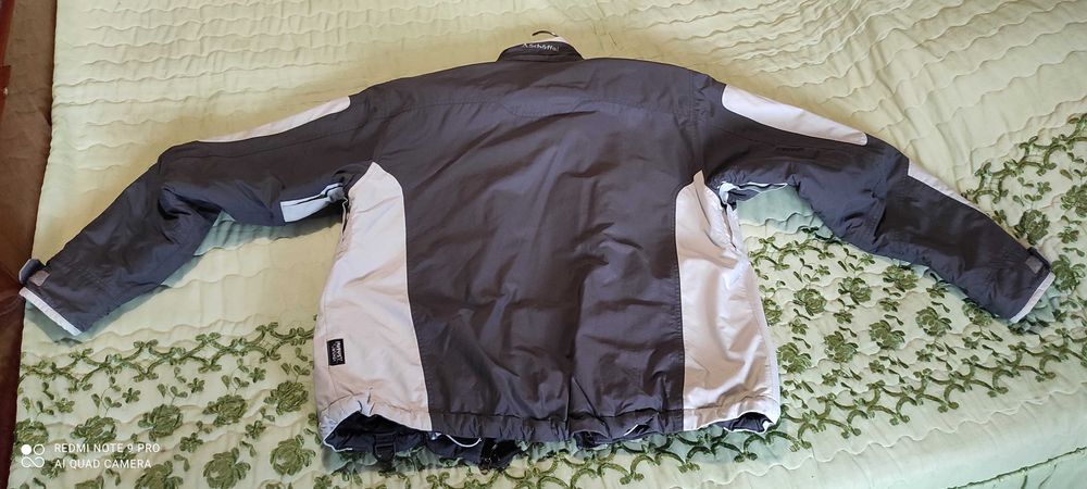 Зимова курточка Schoffel